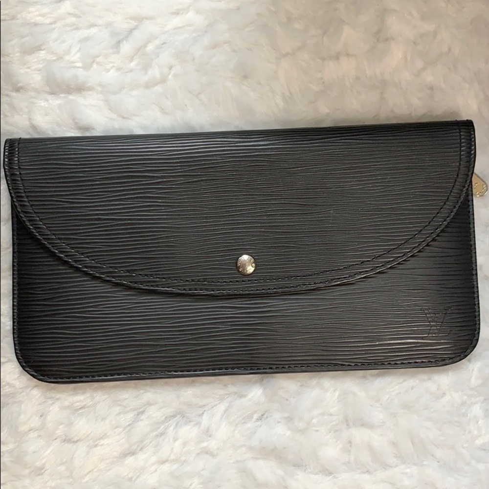 Louis Vuitton black clutch